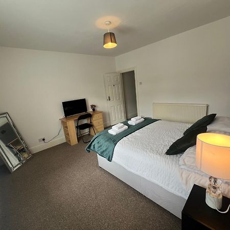 The Coral Guest House 1 Fratton Park פורטסמות' מראה חיצוני תמונה