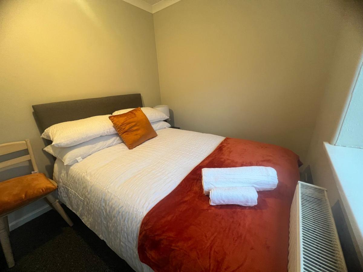 The Coral Guest House 1 Fratton Park פורטסמות' מראה חיצוני תמונה