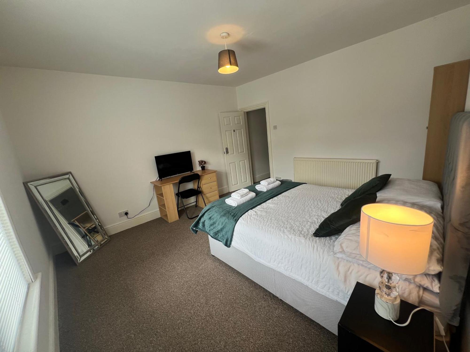 The Coral Guest House 1 Fratton Park פורטסמות' מראה חיצוני תמונה