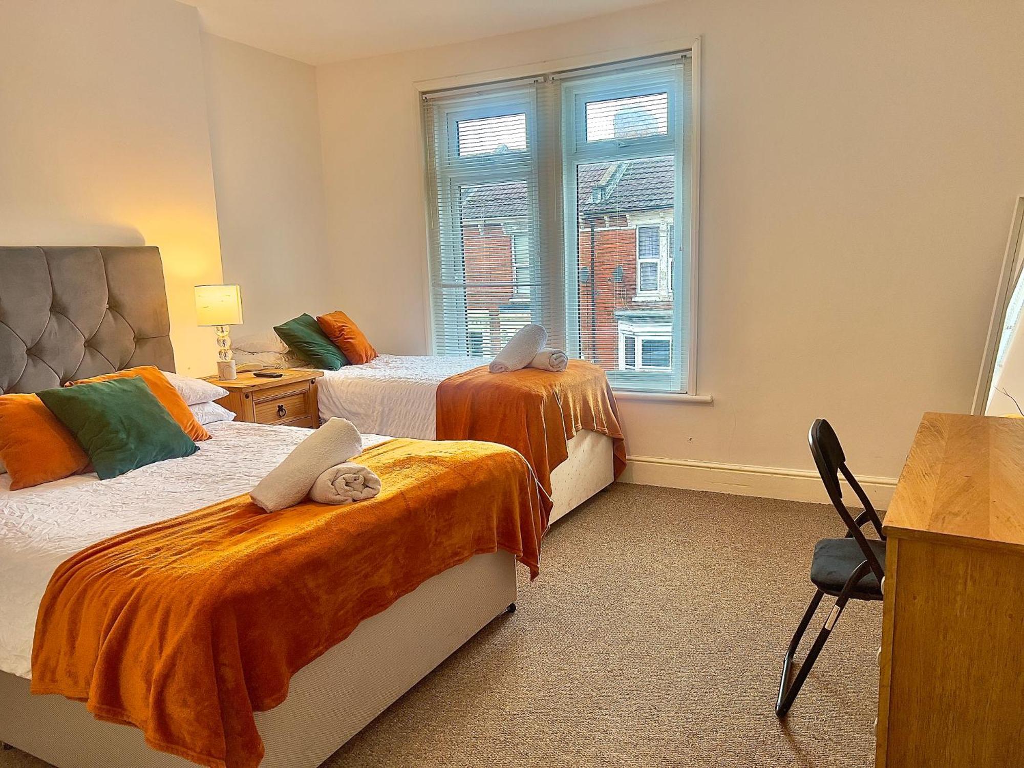 The Coral Guest House 1 Fratton Park פורטסמות' מראה חיצוני תמונה